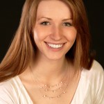 BodyLanguageProjectCom - Broad Smile 2