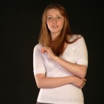 BodyLanguageProjectCom - Masked Arm Crossing Or Masked Crossed Arms 5