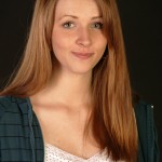 BodyLanguageProjectCom - Secretiveness Body Language 1
